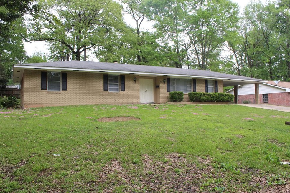 1404 Stokes Ave, McComb, MS 39648 - photo 1