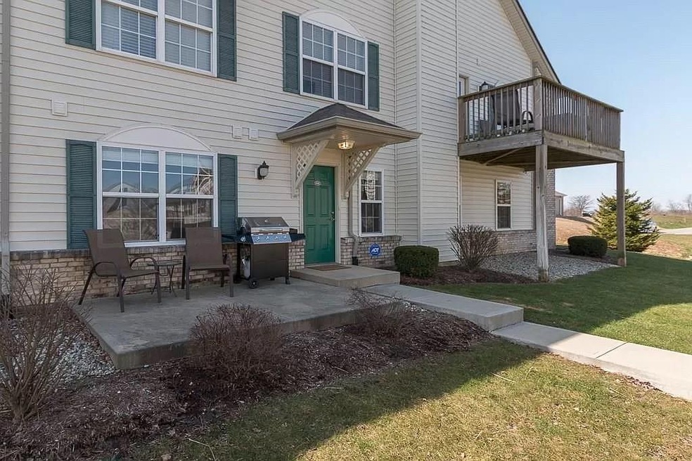 9756 Clover Ct #100 unit 100, Fishers, IN 46037 - photo 1