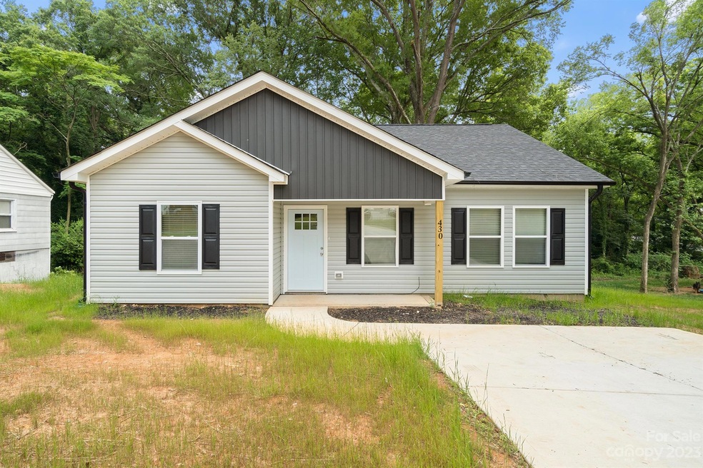 430 Reynolda Dr, Statesville, NC 28677 - photo 1