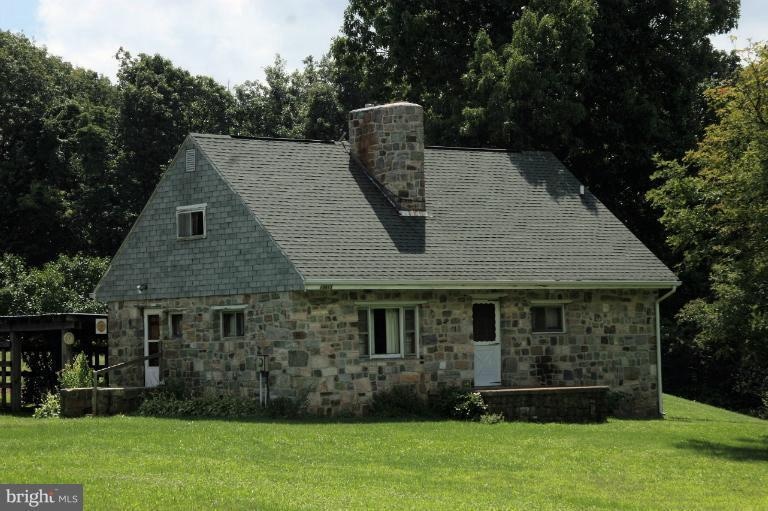 13413 Ritchie Rd, Cascade, MD 21719 - photo 1