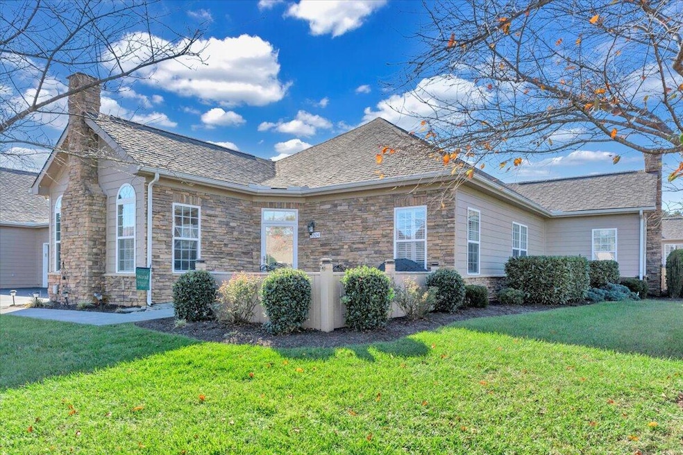 Pending $350,000 • Co-Listing Agent