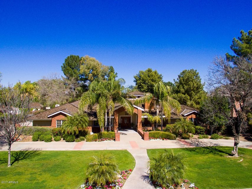 690 E Encinas, Gilbert