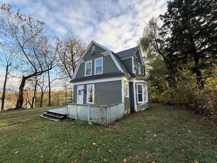 93 Goguac St E, Battle Creek, MI 49015 - photo 1