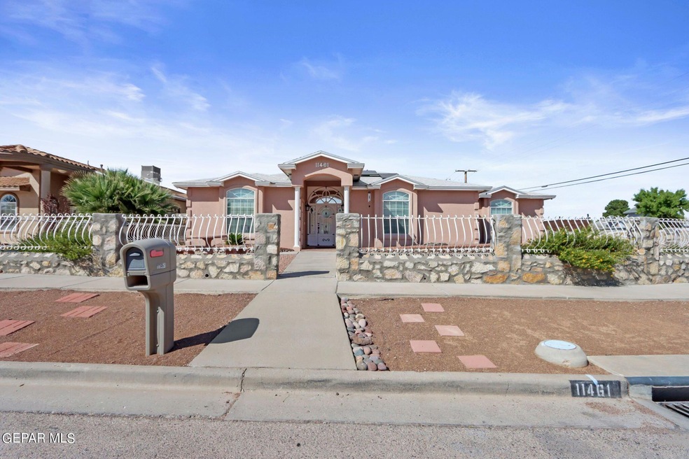 11461 Menlo Ave, El Paso, TX 79936 - photo 1