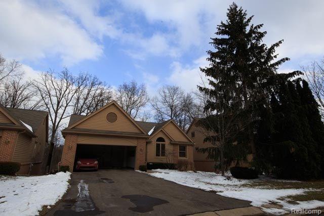 6615 heron point.jpg
