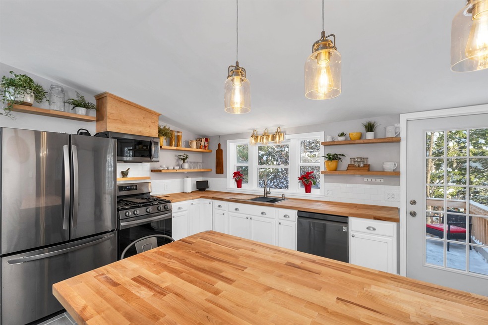 45 Gilman Point Rd, Moultonborough, NH 03254 - photo 1