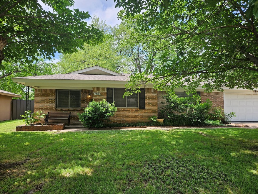 5413 Greenwood Way, North Richland Hills, TX 76180 - photo 1