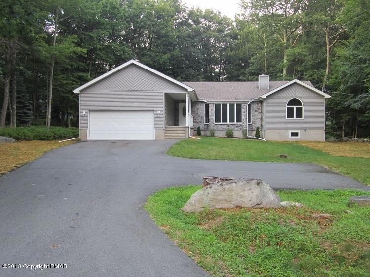 115 Surrey Ln, Hawley, PA 18428 - photo 1