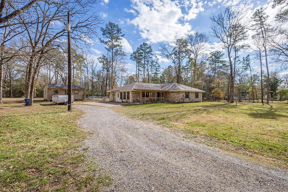 185 Lancewood Cir, Lufkin, TX 75904 - photo 1