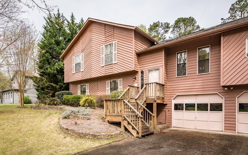 Fantastic Fixer-Upper Opportunity