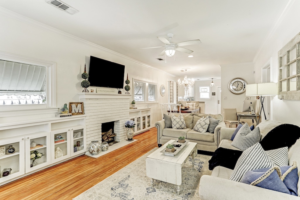 1139 Winston St, Houston, TX 77009 - photo 1