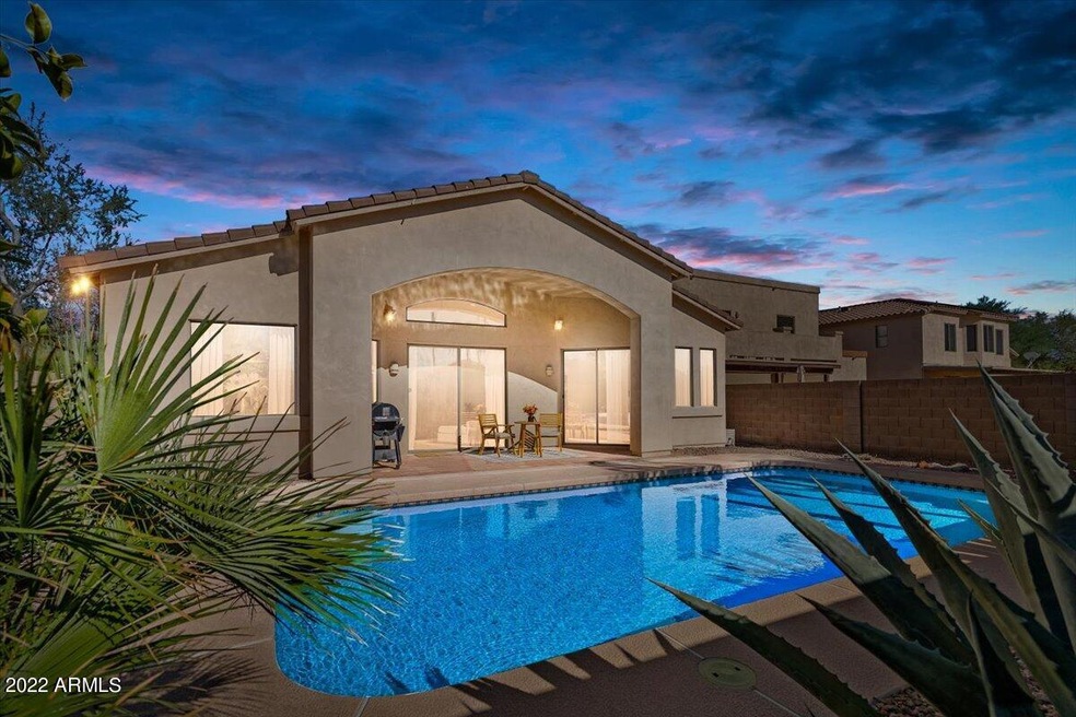 Pool Twilight