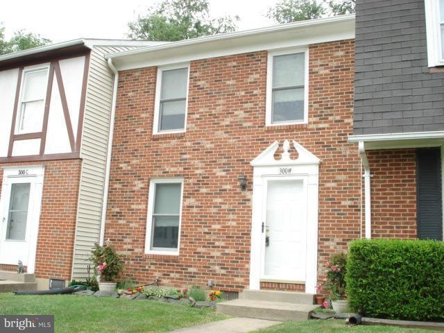 300H S 11th St unit S, Purcellville, VA 20132 - photo 1