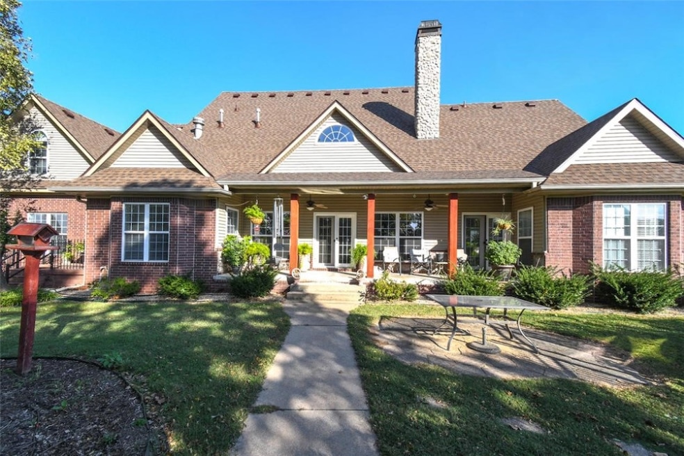 302 Spring Creek Rd, Lowell, AR 72745 - photo 1