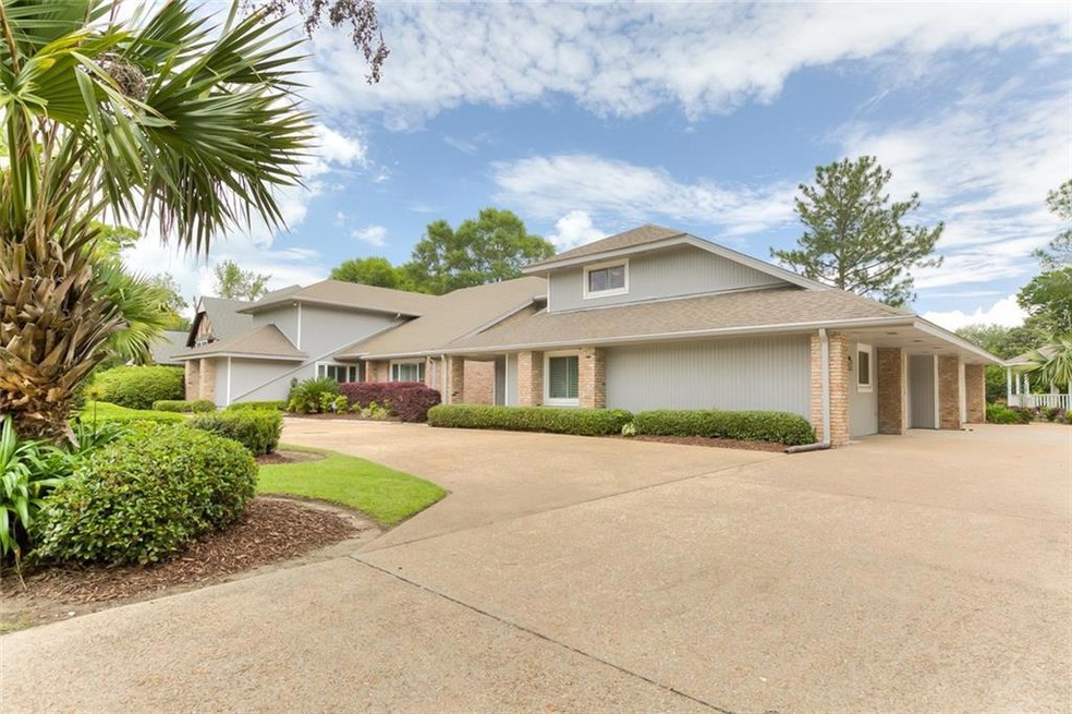 90 Villere Place, Destrehan, LA 70047 - photo 1