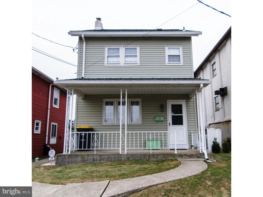 208 Quarry St, Whitehall, PA 18052 - photo 1