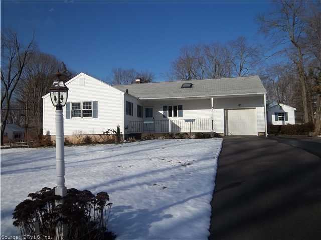 39 Somerset Rd, Glastonbury, CT 06033 - photo 1