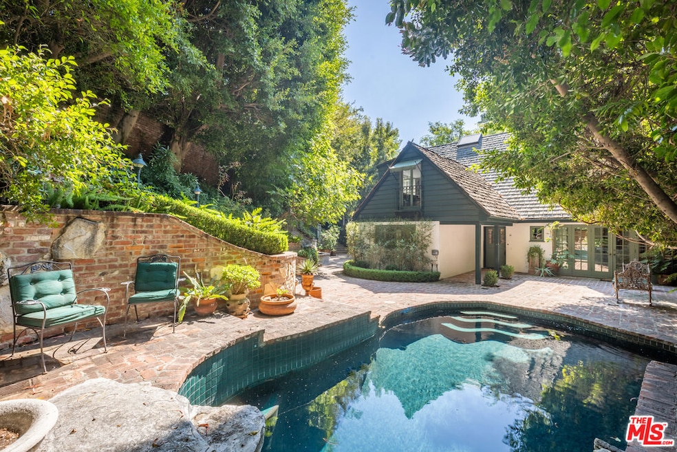 Sold $4,300,000 • Co-Listing Agent