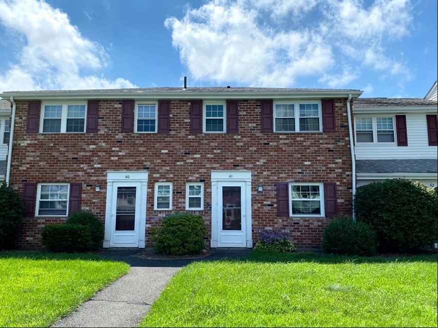 50 Meadow St unit 61, Amherst, MA 01002 - photo 1