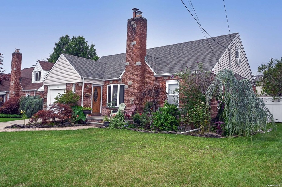 440 Wilson St, West Hempstead, NY 11552 - photo 1