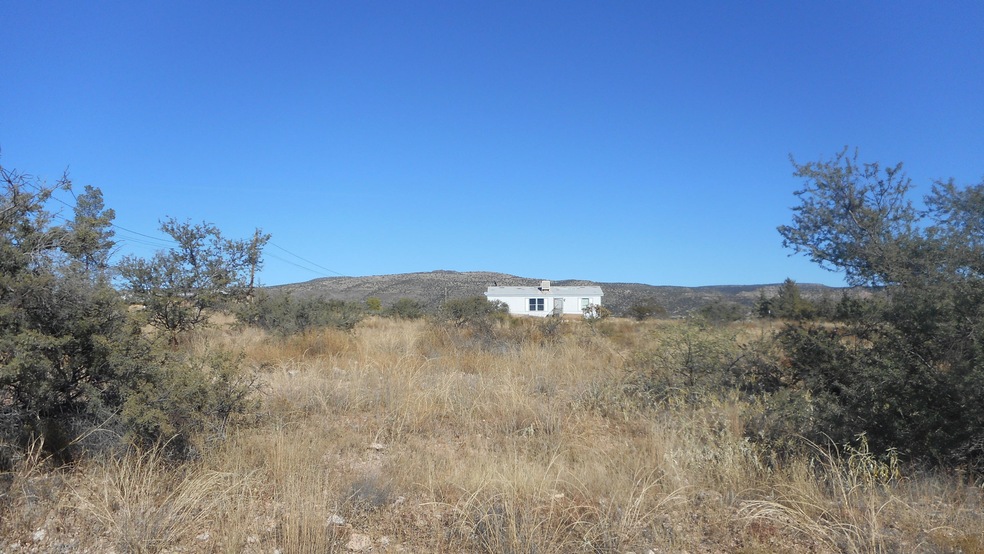 225 S El Rancho Bonito Rd, Cornville, AZ 86325 - photo 1