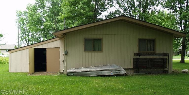 12523 Terry Ave, Wayland, MI 49348 - photo 1