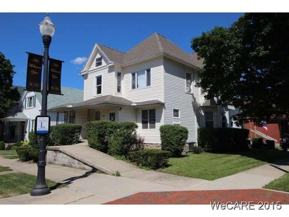 302 N Main St, Ada, OH 45810 - photo 1