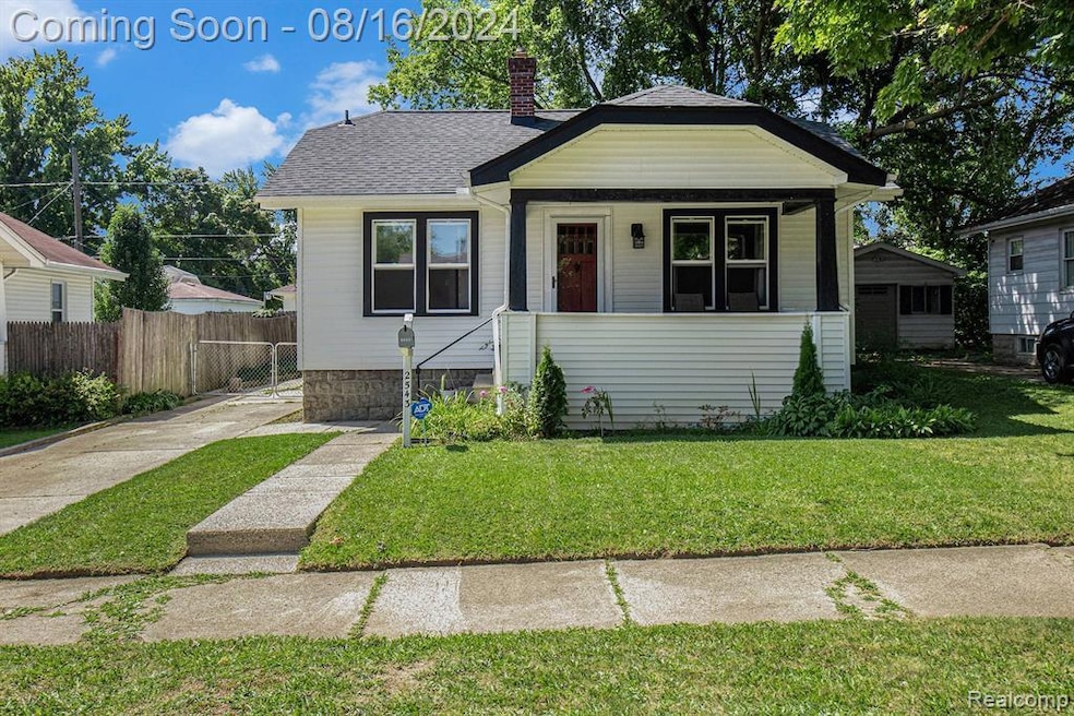 2543 Paducah St, Flint, MI 48504 - photo 1