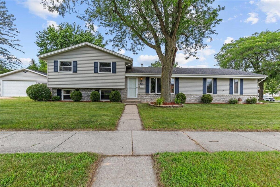 Tri-Level + Basement