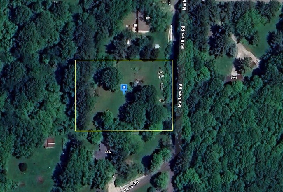 8970 Mallory Rd, Clay Township, IN 46158 - photo 1