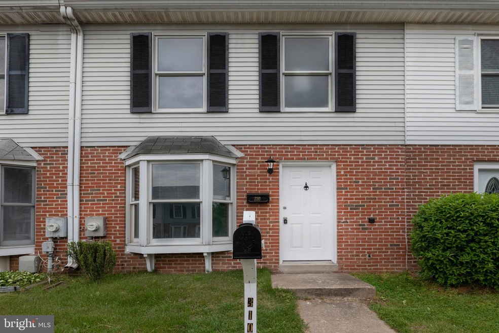 310 Thayer Ct, Newark, DE 19702 - photo 1