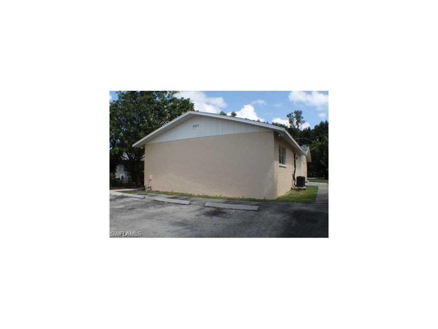 1097 Highlands Dr, Naples, FL 34103 - photo 1