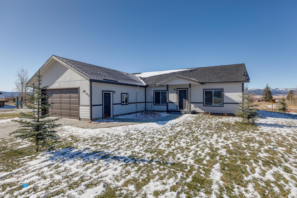 3862 Spruce Drive HiRes-2
