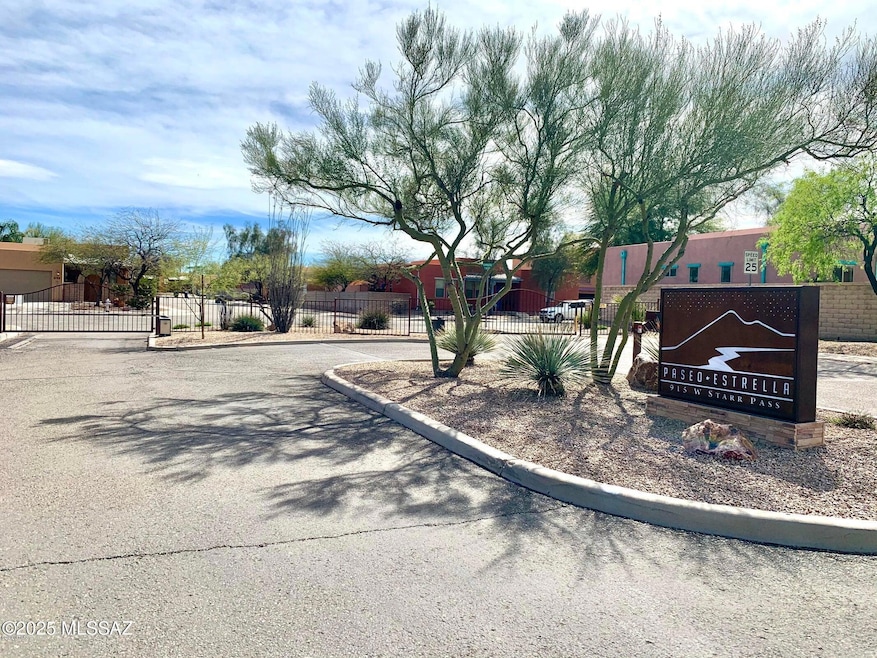868 W Calle Carasol unit 2, Tucson, AZ 85713 - photo 1