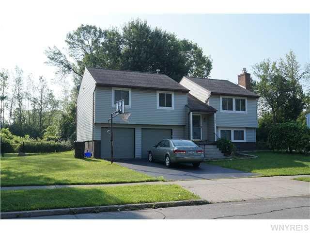 769 Fairmont Ave, North Tonawanda, NY 14120 - photo 1