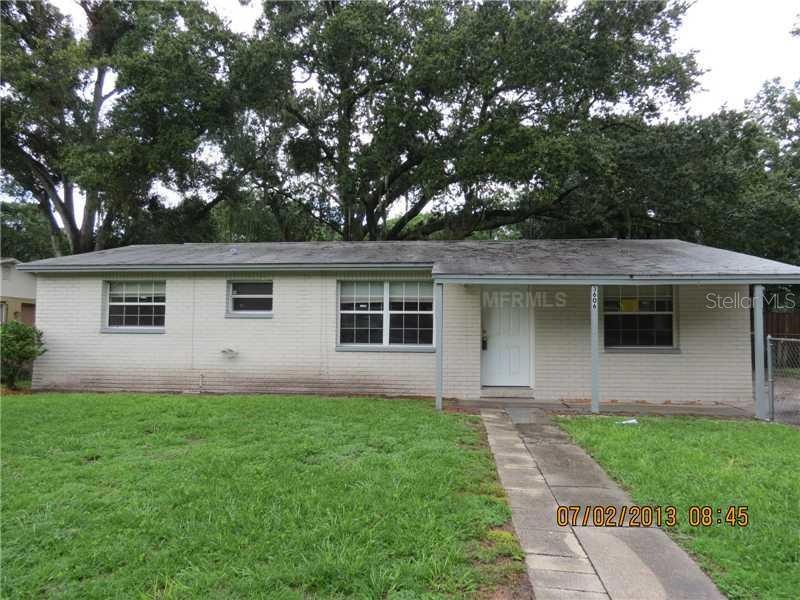 3606 Beechwood Blvd, Tampa, FL 33619 - photo 1