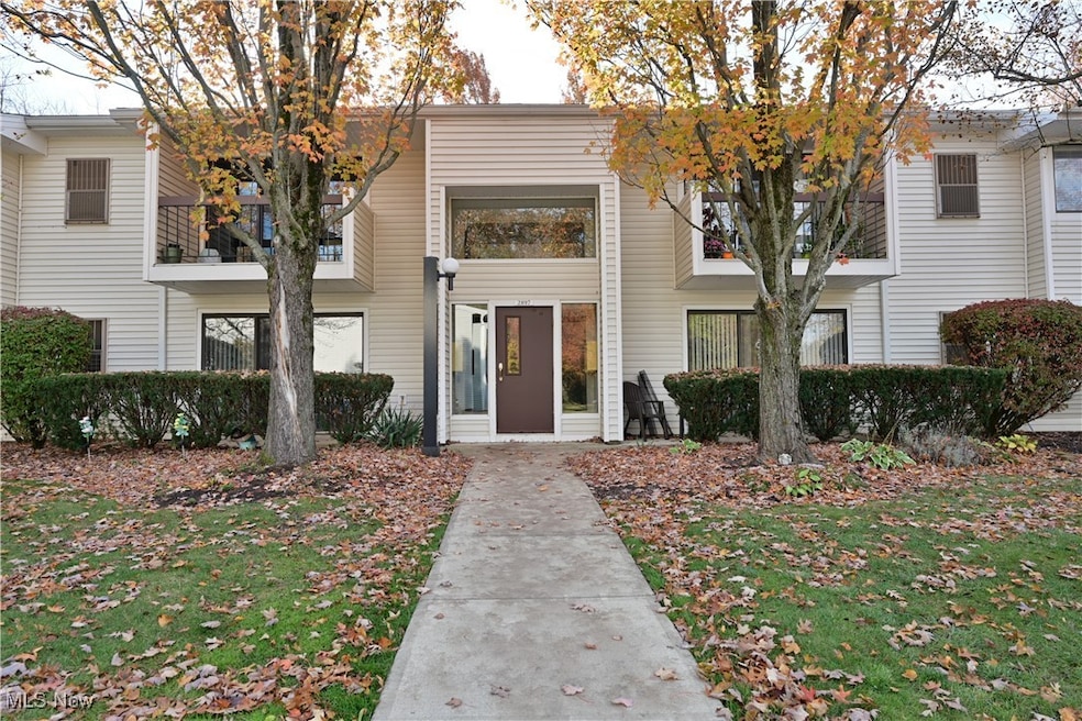 2897 N Bay Dr unit M4, Westlake, OH 44145 - photo 1