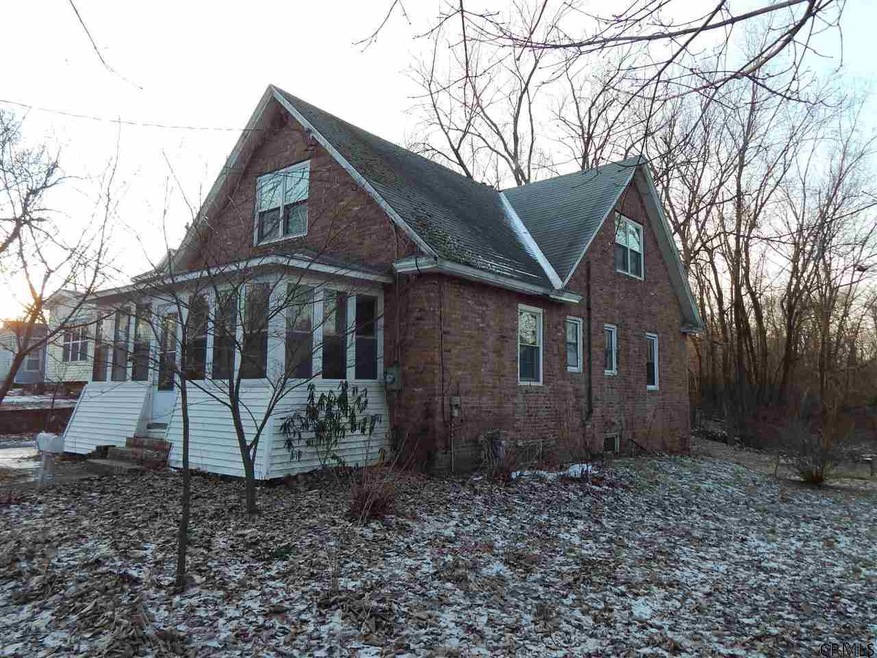 62 Sherwood Ave, Rensselaer, NY 12144 - photo 1