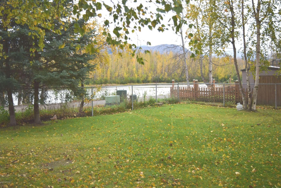 1741 Beaver Place unit 2, Anchorage, AK 99504 - photo 1