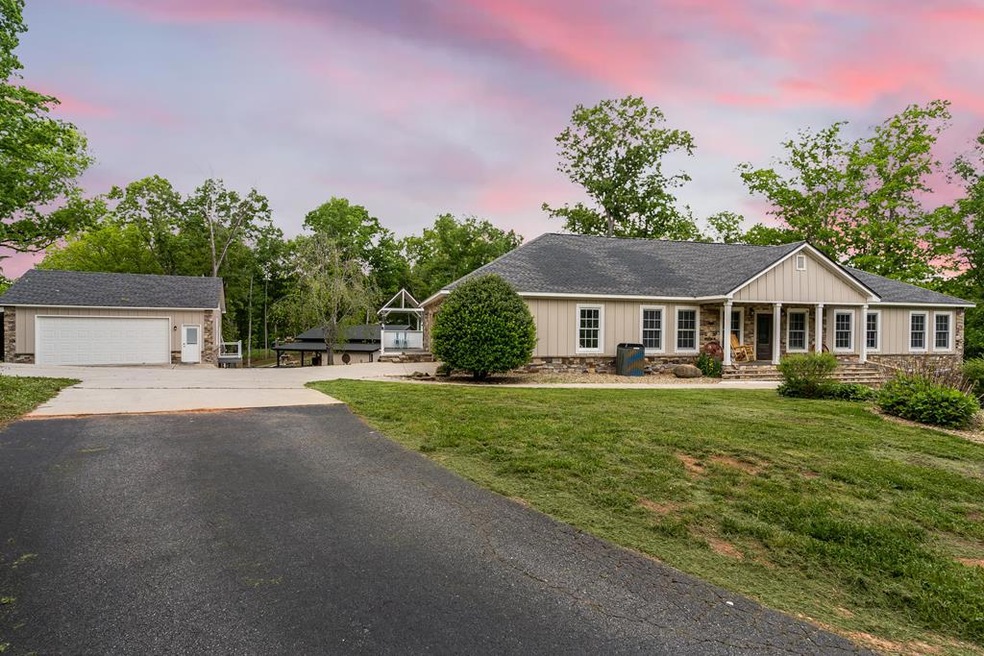 Sold $560,000 • Co-Listing Agent