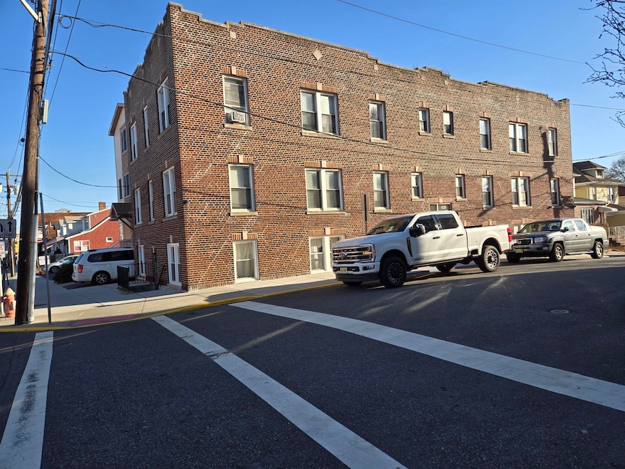 436 Anderson Ave unit 4, Cliffside Park, NJ 07010 - photo 1