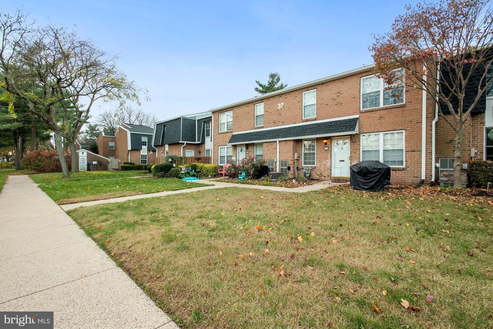 3123 Harbour Dr unit 3123, Palmyra, NJ 08065 - photo 1