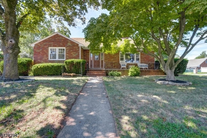 1301 Knopf St, Manville, NJ 08835 - photo 1