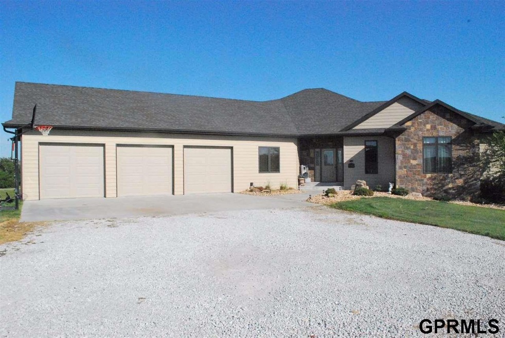 8035 Bowman Cir, Firth, NE 68358 - photo 1