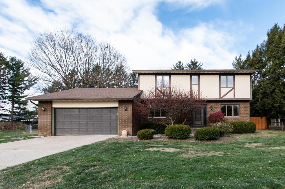10045 Circle