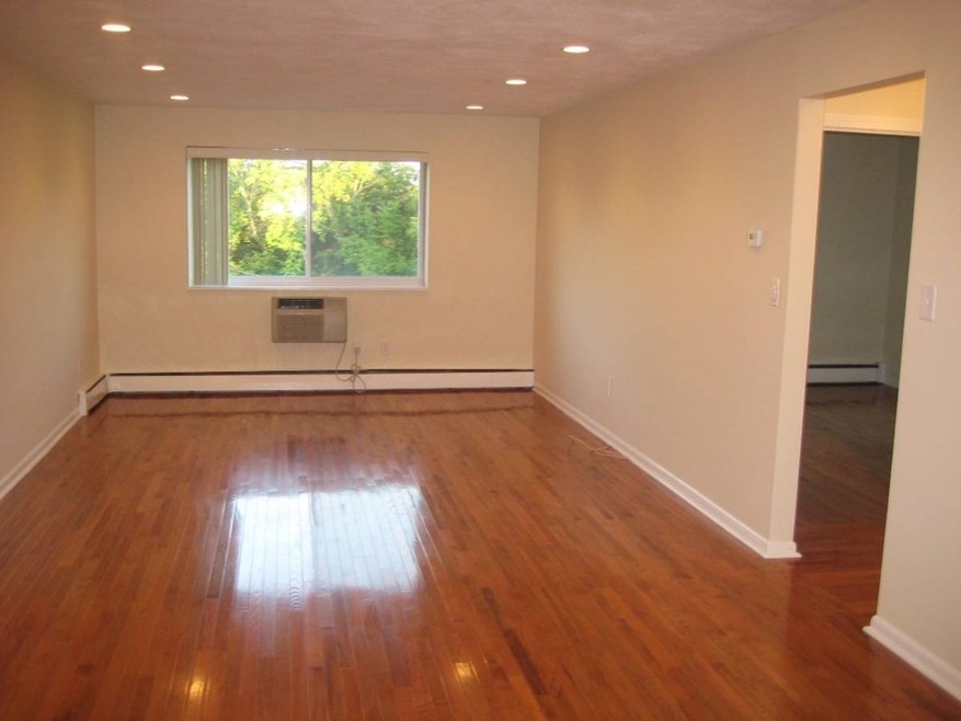 35 Glencoe St unit 33, Brighton, MA 02135 - photo 1