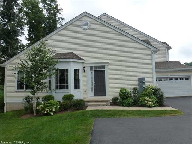 214 Barkledge Dr unit 214, Newington, CT 06111 - photo 1