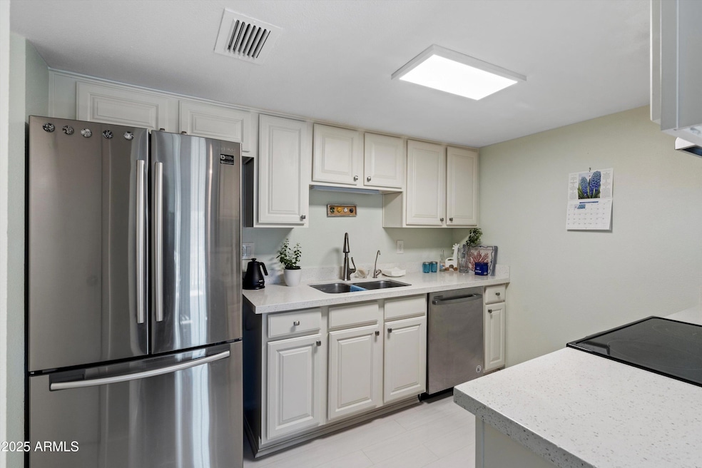 10-Kitchen