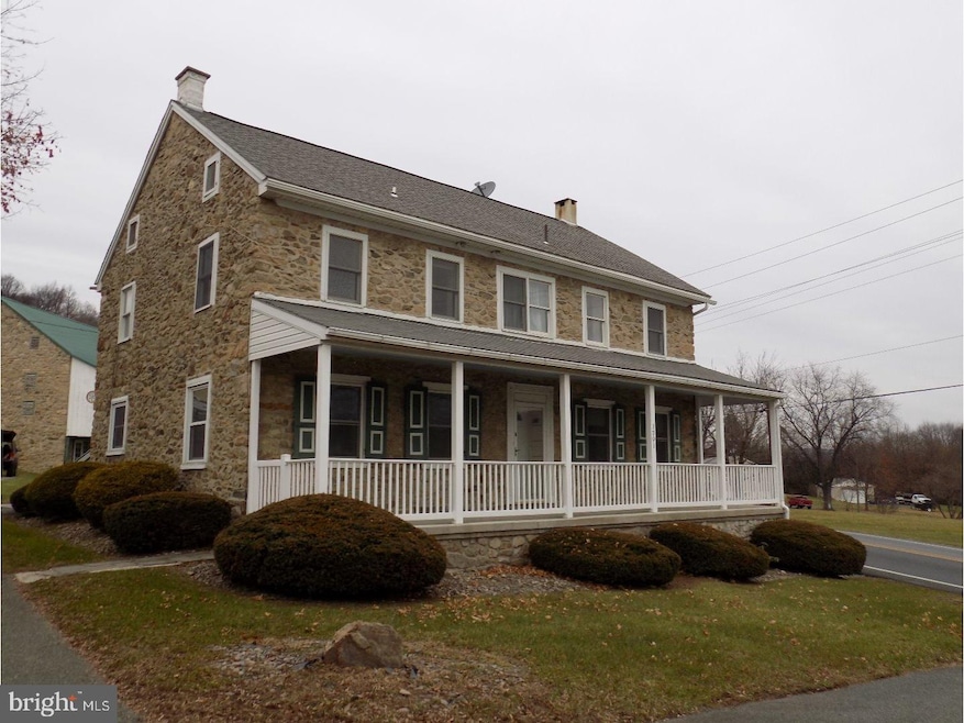 1391 N Reading Ave unit C, Bechtelsville, PA 19505 - photo 1