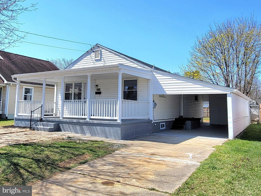 321 Redwood Ave, Frederick, MD 21701 - photo 1